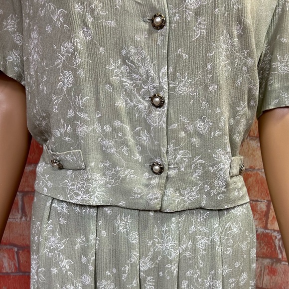 Periwinkle‎ Vintage Plus Size Crinkle Floral Popover Midi Dress - Picture 4 of 10